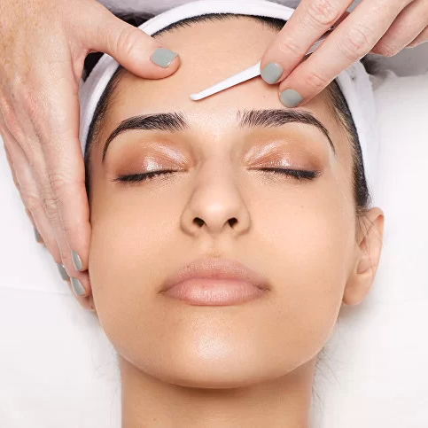 Dermaplaning Online Course - ElizabethSands Beauty School