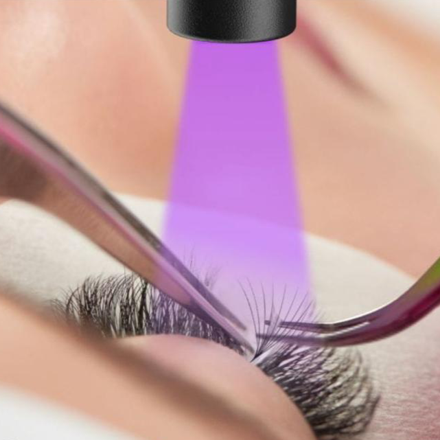 LED Eyelash Extensions Conversion Course-elizabethsandsbeautyschool