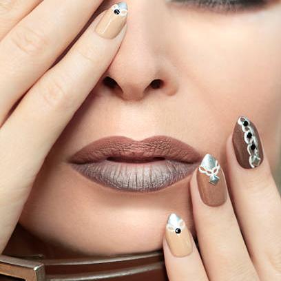 Nail Sculpting Course in Gel - ElizabethSands Beauty School