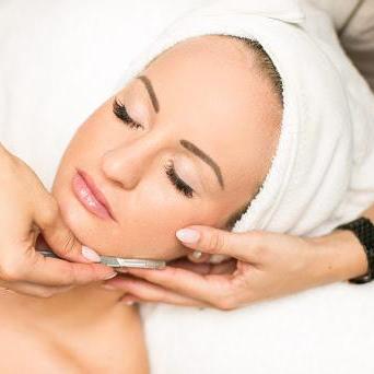 Dermaplaning Course (Face-To-Face) - ElizabethSands Beauty School